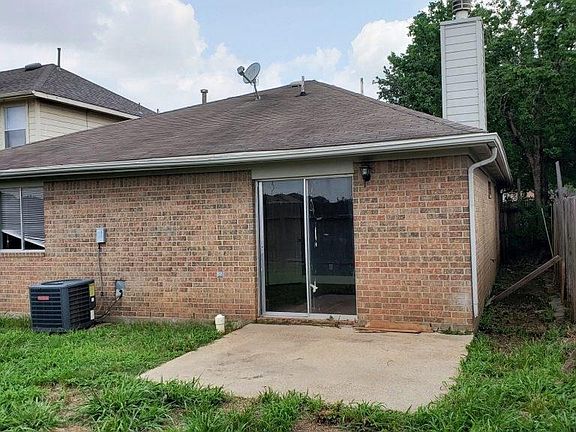 4th image of 21247 Woodland Green Dr