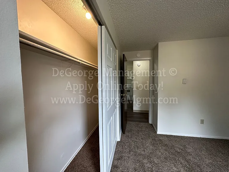 Oak Ridge Manor Apartments — Photo 29