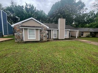 3305 Burgess Dr, Memphis, TN 38118
