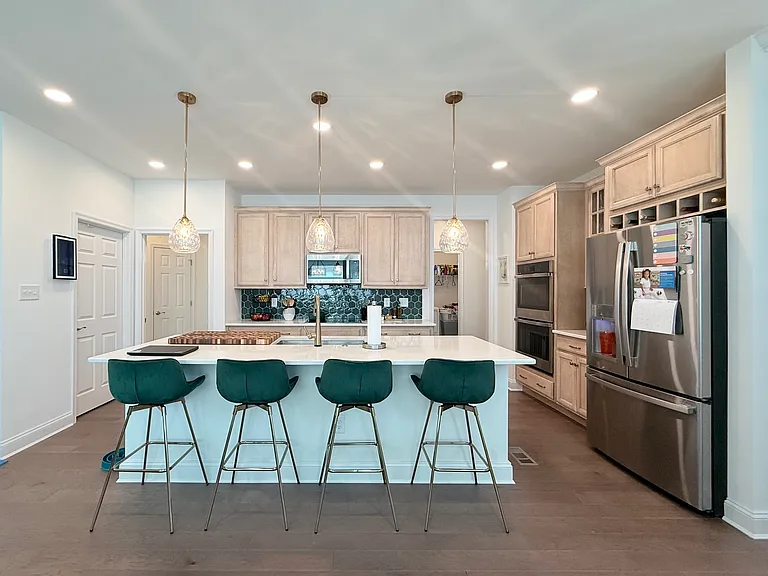 Stunning chef's style kitchen!