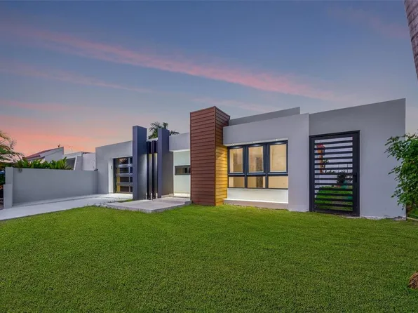 Ramon Marin Street Levittown Lakes Ea #34, Toa Baja, PR 00949