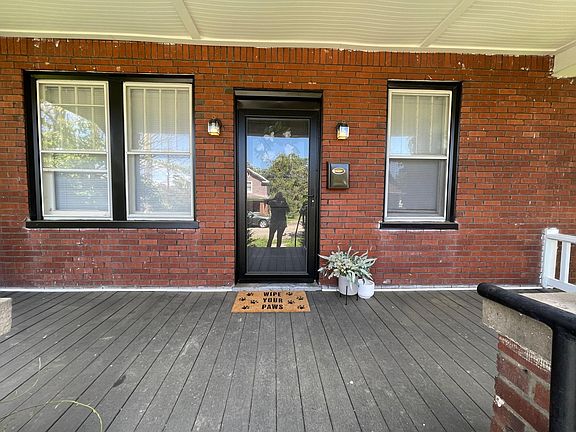 Front Porch w/ Trex Decking!