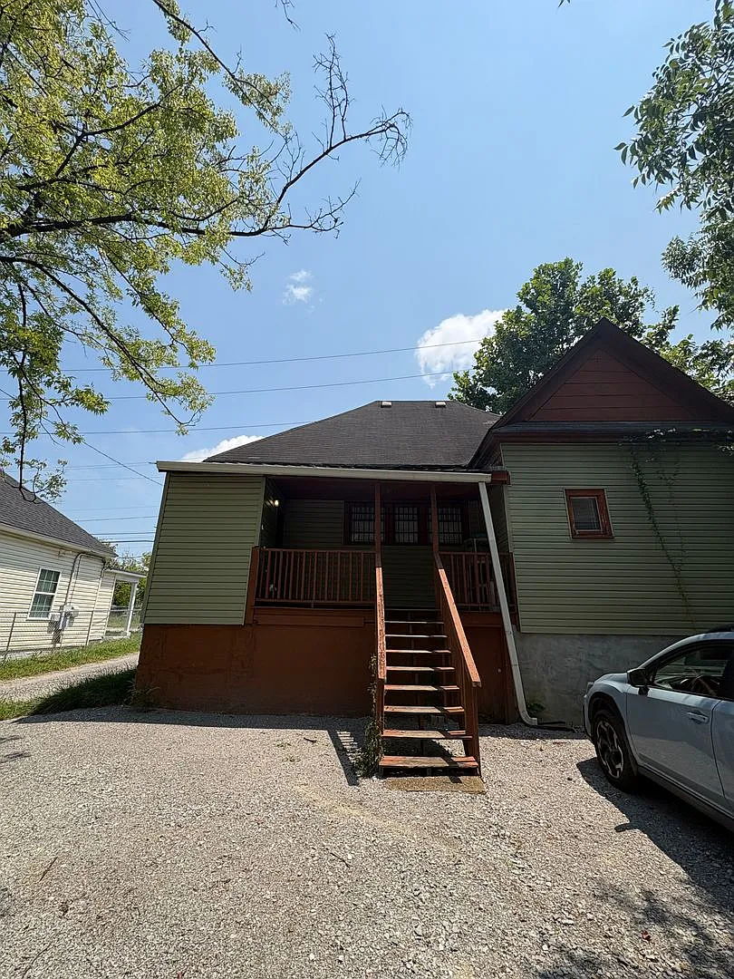2 bedroom 1 Bath House — Photo 2