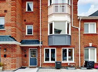 151 Townsgate Dr #54, Vaughan, ON L4J8J7