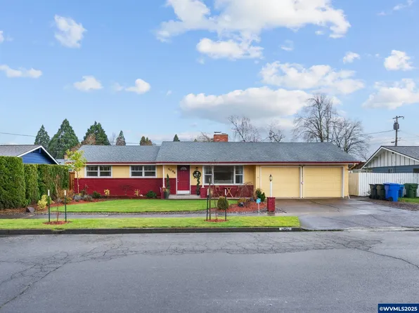 4096 Carson Dr SE, Salem, OR 97317