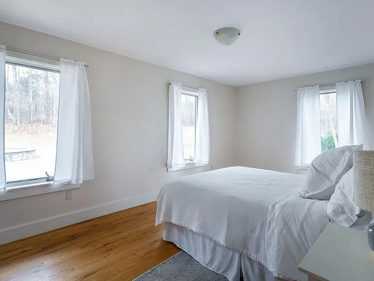 8 River Bend Ln — Photo 28