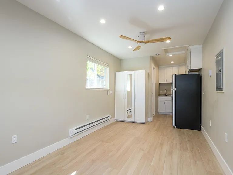 780 Ivy Dr #2 — Photo 4