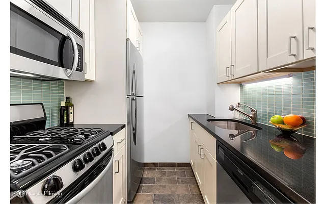 Sold by Douglas Elliman | media 5