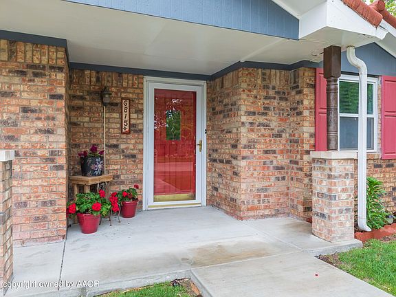 2nd image of 6815 Montague Dr