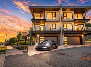 35706 Marshall Rd #14, Abbotsford, BC V3G2B8