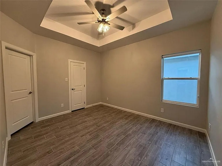 816 Dove Ave #2 — Photo 9