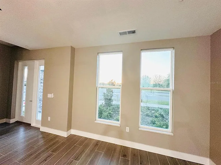 1680 Houston St — Photo 11