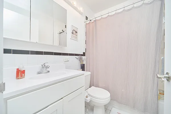 Rented by Living New York | media 17