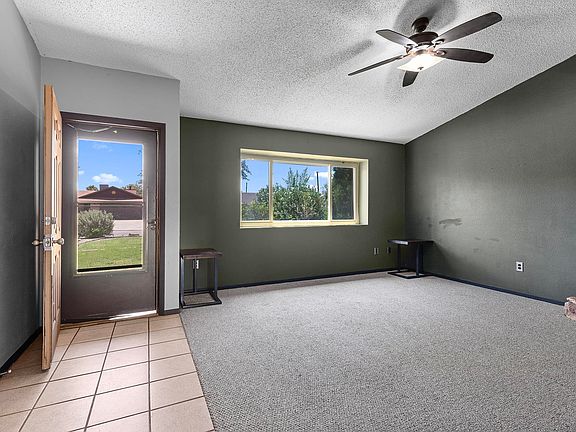 3rd image of 611 Mercury Ave