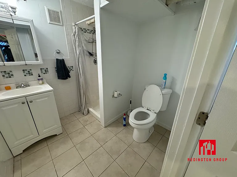 116 Lake St — Photo 9