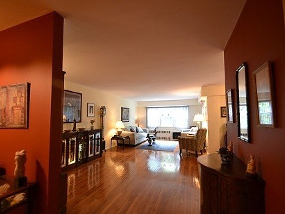4th image of 415 Claremont Ave #C003g-37