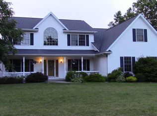 10300 Bergtold Rd, Clarence, NY 14031