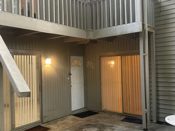 800 Fox Run Ave #4, Lafayette, LA 70508
