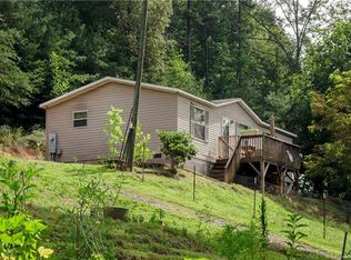 99999 Laurel Cove Rd, Leicester, NC 28748