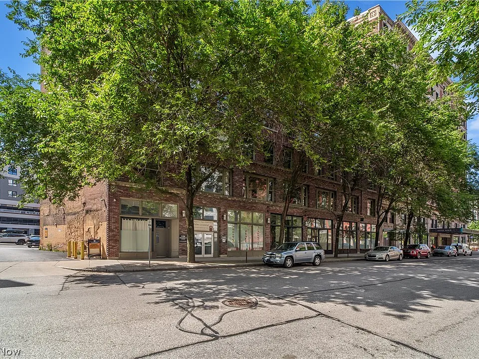 1104 Prospect Ave E #406