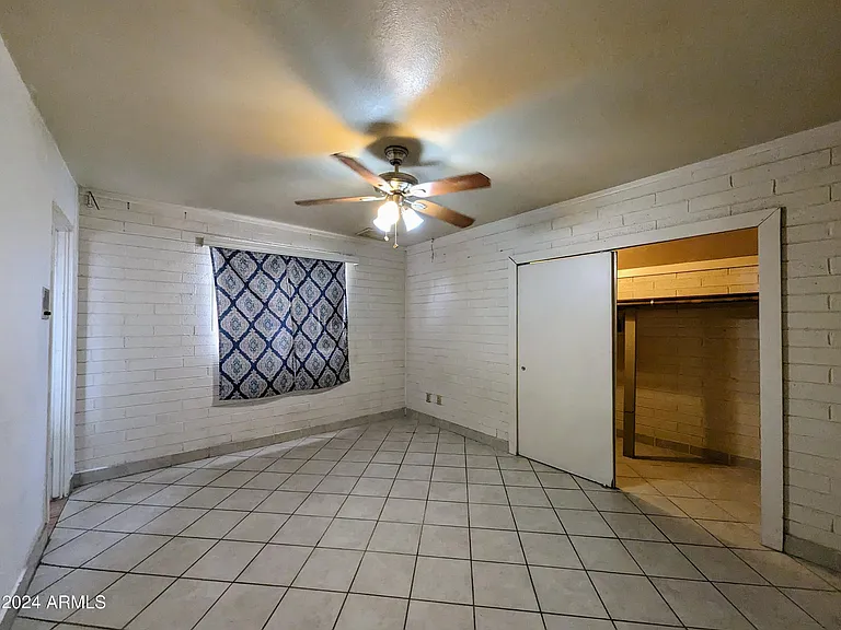6036 N 31st Dr — Photo 35