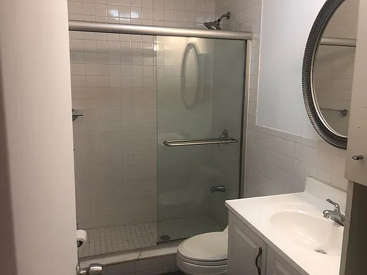 Rented by Signature Spaces NYC Corp | media 34