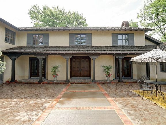 2nd image of 5301 Mission Woods Ter