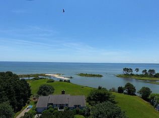 217 Waters Edge Ln, Reedville, VA 22539