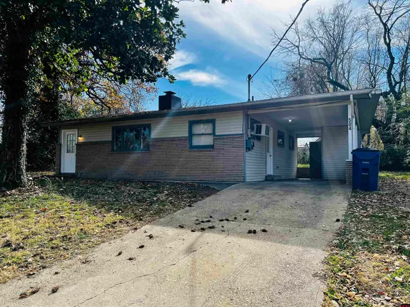 504 E 1st St, Mountain Home, AR 72653