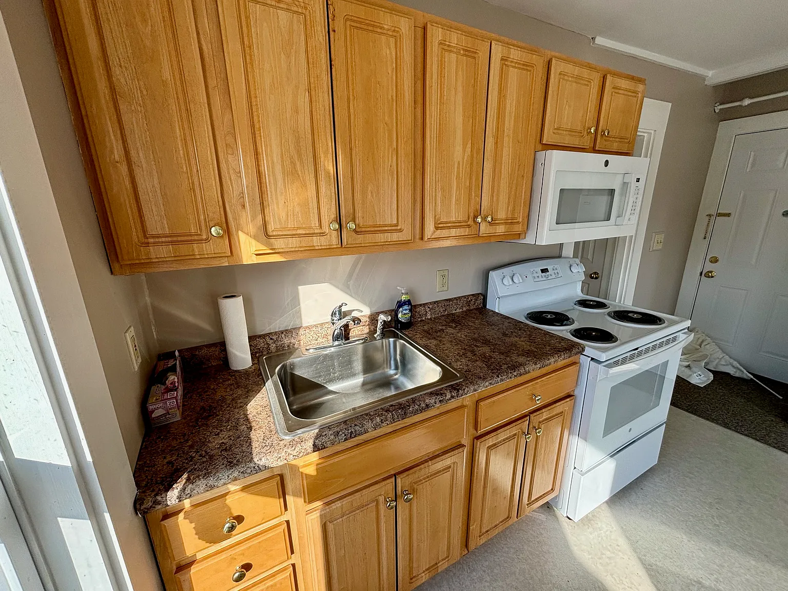 1 bed, 550 sqft, $1,425 — Photo 3