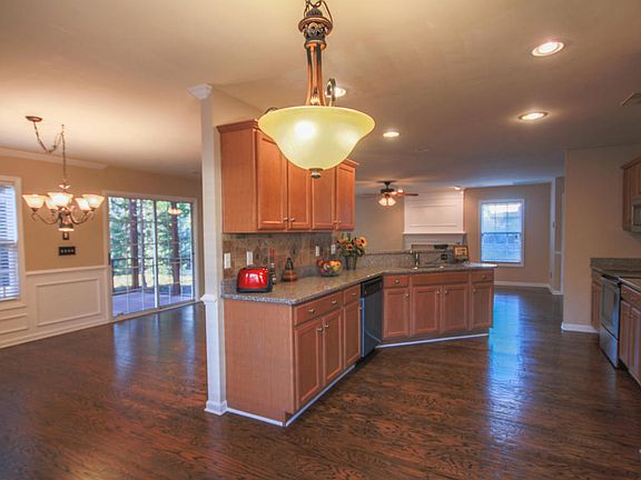 5th image of 4824 Oak Haven Pl