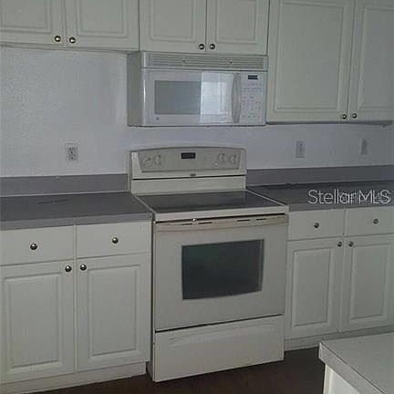 3rd image of 5554 Metrowest Blvd APT 203