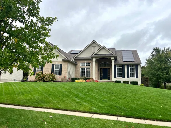 597 Amherst Cir, Saline, MI 48176