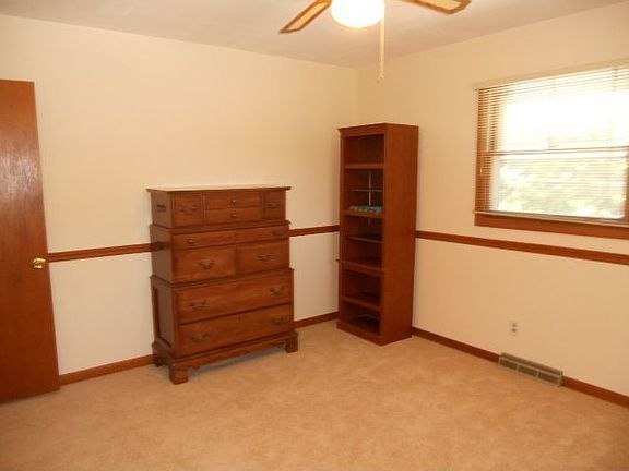 3rd image of 2743 Florann Dr
