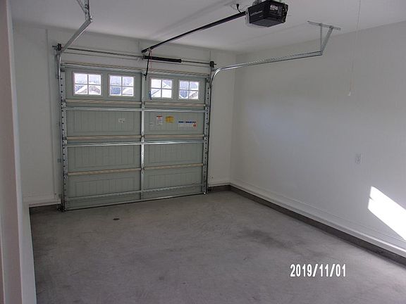 5th image of 3316 Ellsworth Dr
