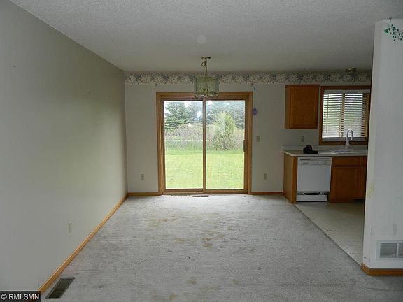 4th image of 30575 Fernwood Cir