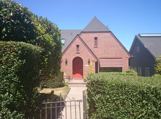 466 Wheeler St, Seattle, WA 98109