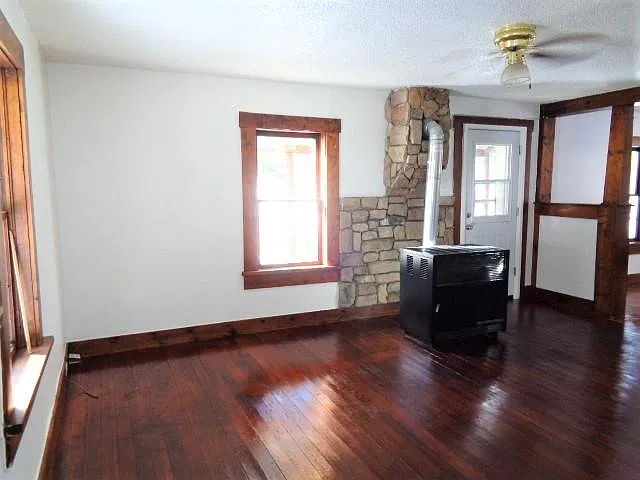 1 bed, 891 sqft, $1,700 — Photo 3