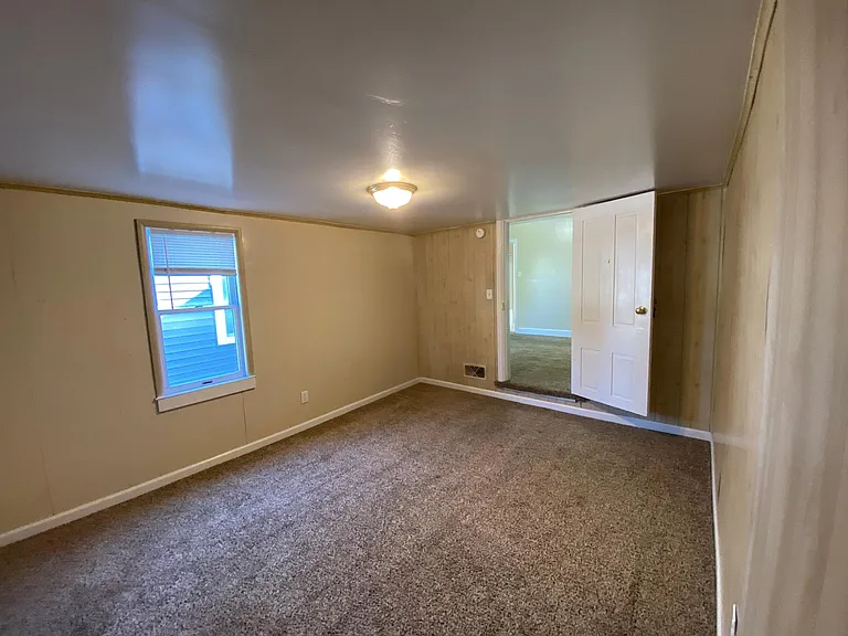 159 E Penn St #HOUSE — Photo 19