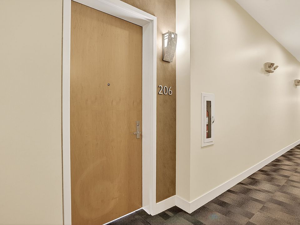 Unit 206 Entry
