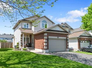 4121 Wolfe Point Way, Ottawa, ON K1V1P4