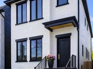 2228 N Southport Ave, Chicago, IL 60614