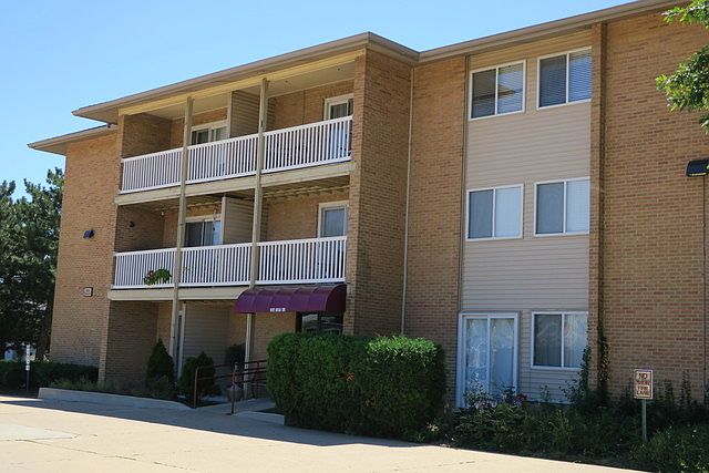 1st image of 920 Beau Dr Unit 301