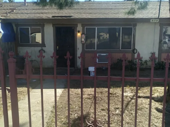 979 W Lorraine Pl #B, Rialto, CA 92376