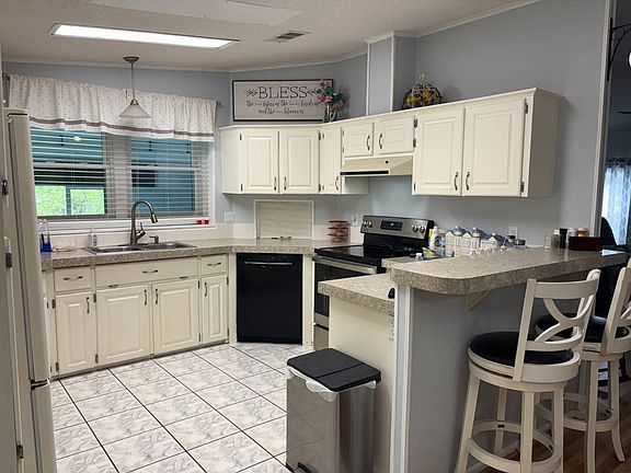 4th image of 2236 Swan Pl #252