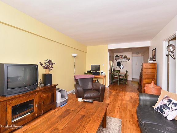 5th image of 13915 83rd Ave APT 239