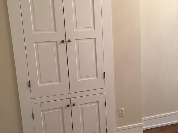 5th image of 121 E Water St