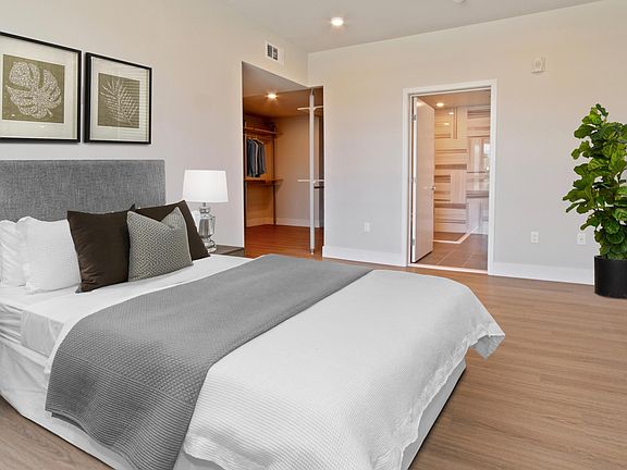 2nd image of 1115 Cardiff Ave #307