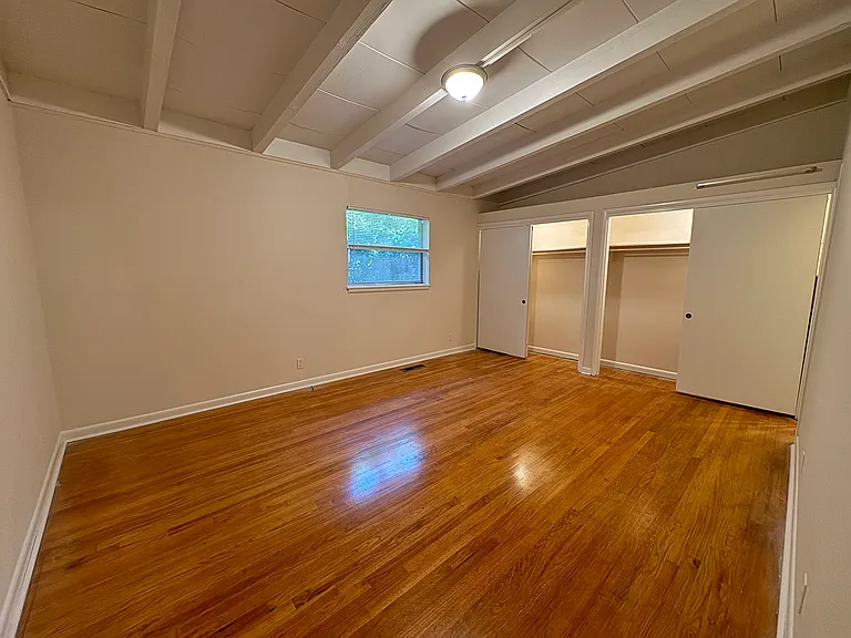 3930 Montclair Rd — Photo 26