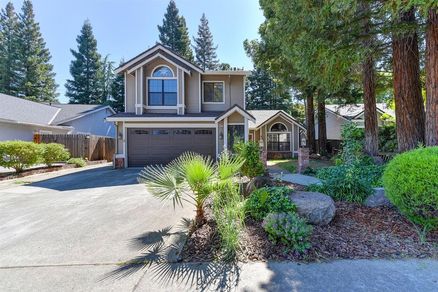 136 Timson Dr Folsom Ca 95630 Zillow